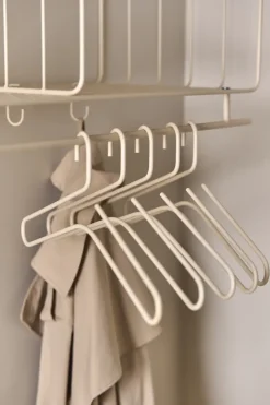 5 Perchas Smooth, Beige