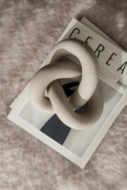 Adorno Knot Table large, Sand