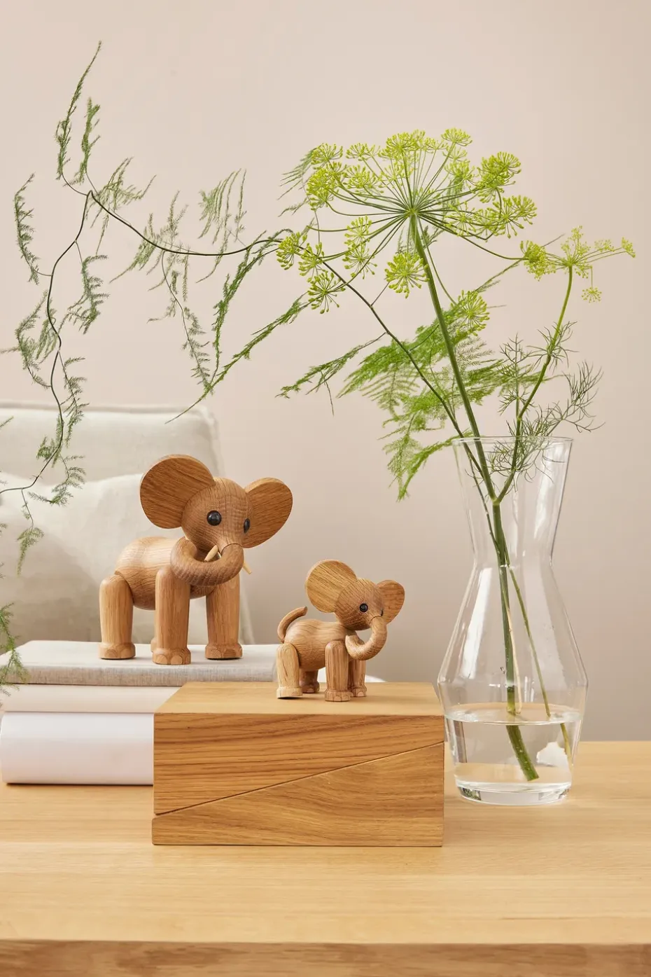 Adorno Ollie elefante, Roble-arce