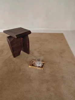 Adorno Silva Piece, Dark stained mango wood