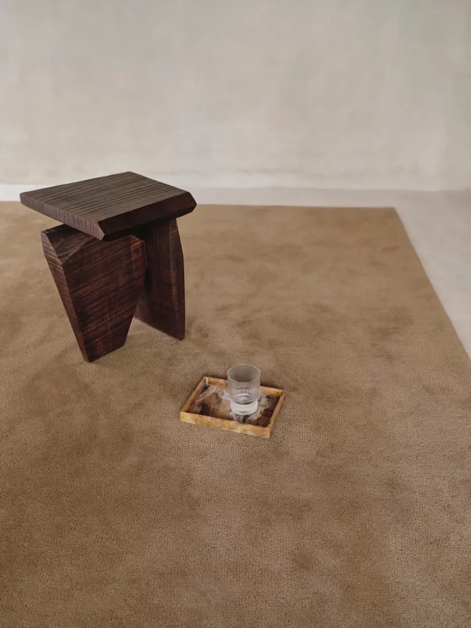 Adorno Silva Piece, Dark stained mango wood