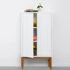 Aparador Collect 2013, Blanco-patas de roble