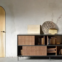 Aparador Oscar, Teca 2 puertas correderas 3 cajones