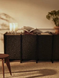 Aparador Scarni, Fresno teñido oscuro, 163x50x74 cm