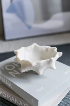 Art piece castaña Ø20 cm, Off-white