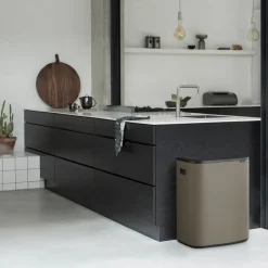 Bo touch bin 60 L, Platinum