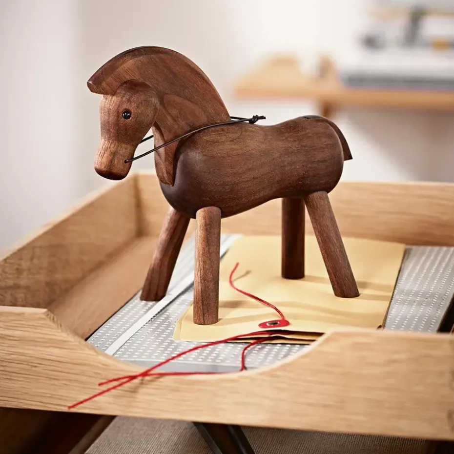 Caballo Kay Bojesen, nogal