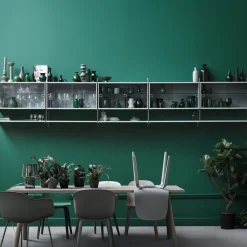 Cabinet vitrina con puertas correderas de cristal String, Fresno teñido de negro, 78x30 cm