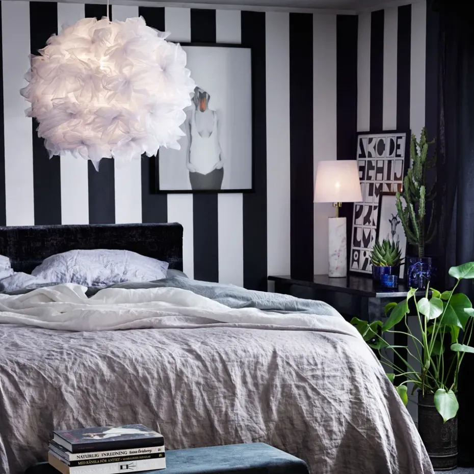 Candelabro Balance latón, vela alargada