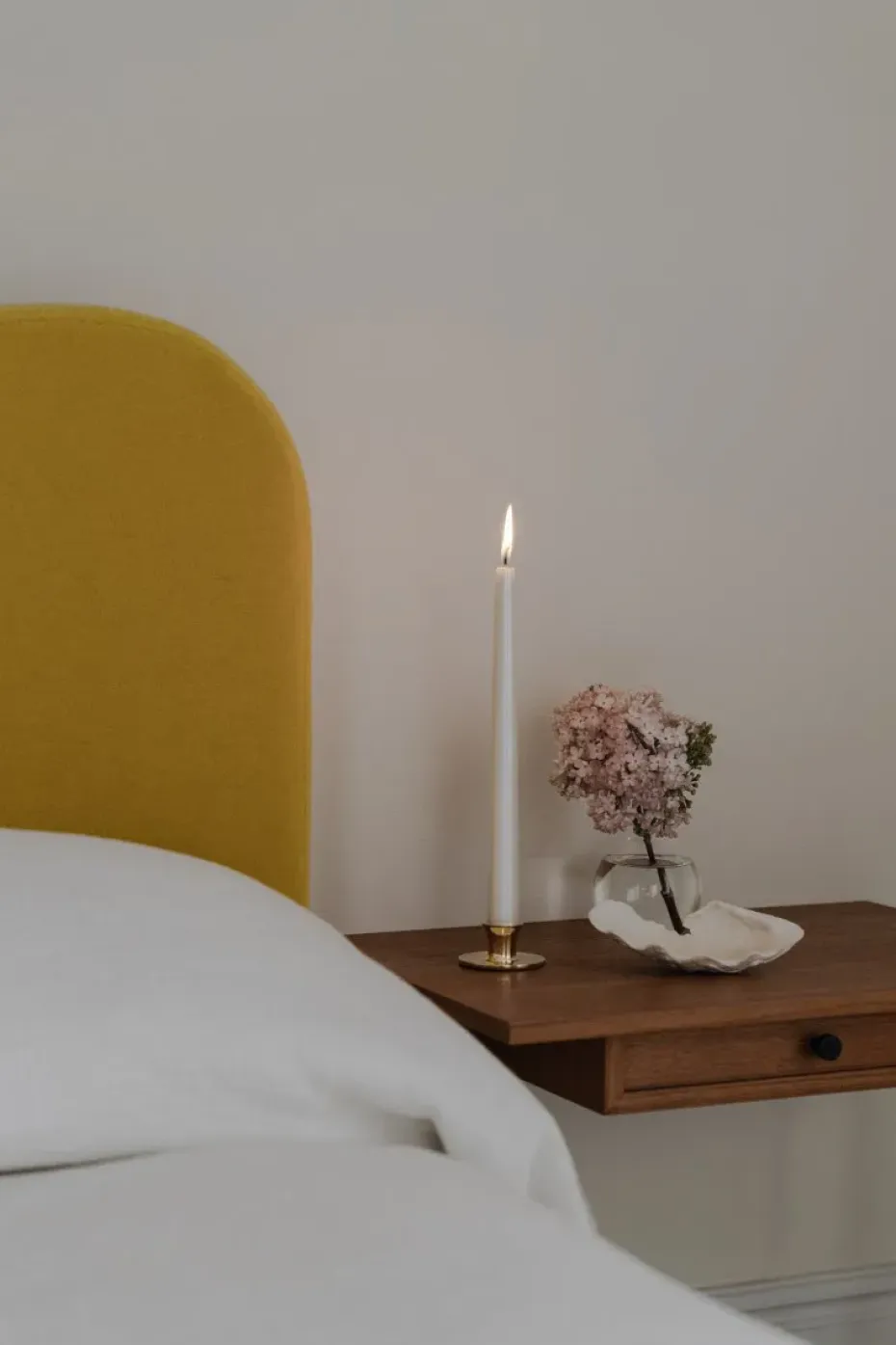 Candelabro Basso bajo, latón macizo