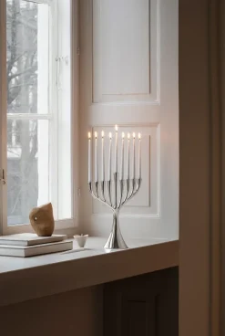 Candelabro Cobra menora de nueve brazos, Acero inoxidable