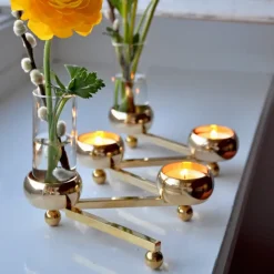 Candelabro Constella S, latón
