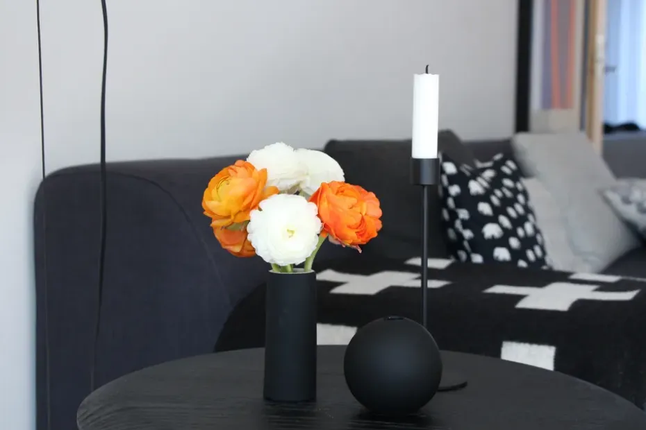 Candelabro Cooee 21 cm, negro