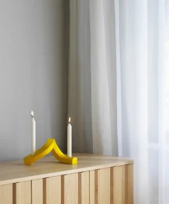 Candelabro Crooked 2, Amarillo