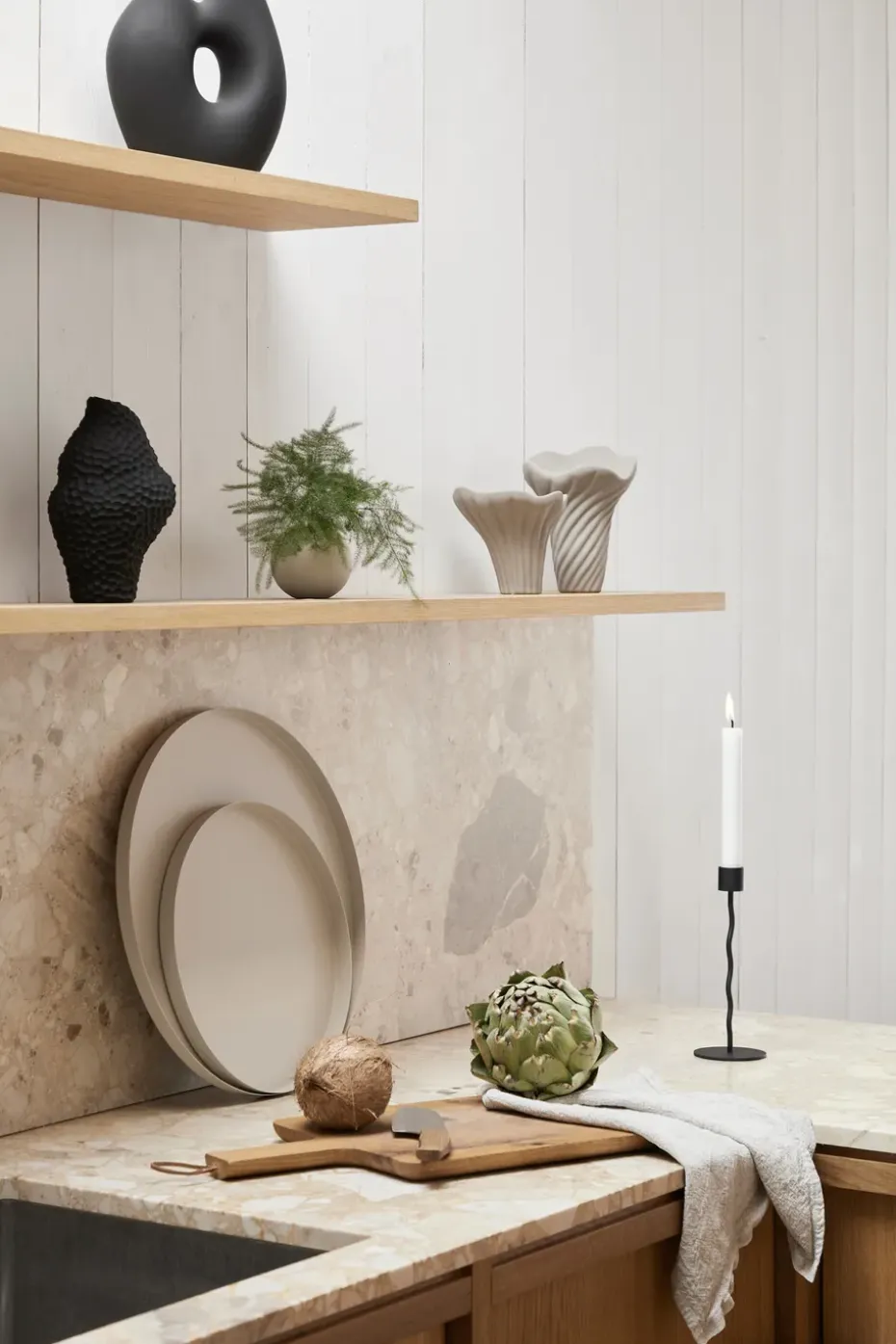 Candelabro Curved 23 cm, Black