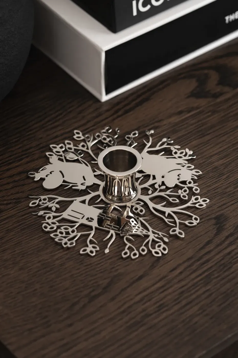 Candelabro Hilke X Mumin No.1, Latón niquelado