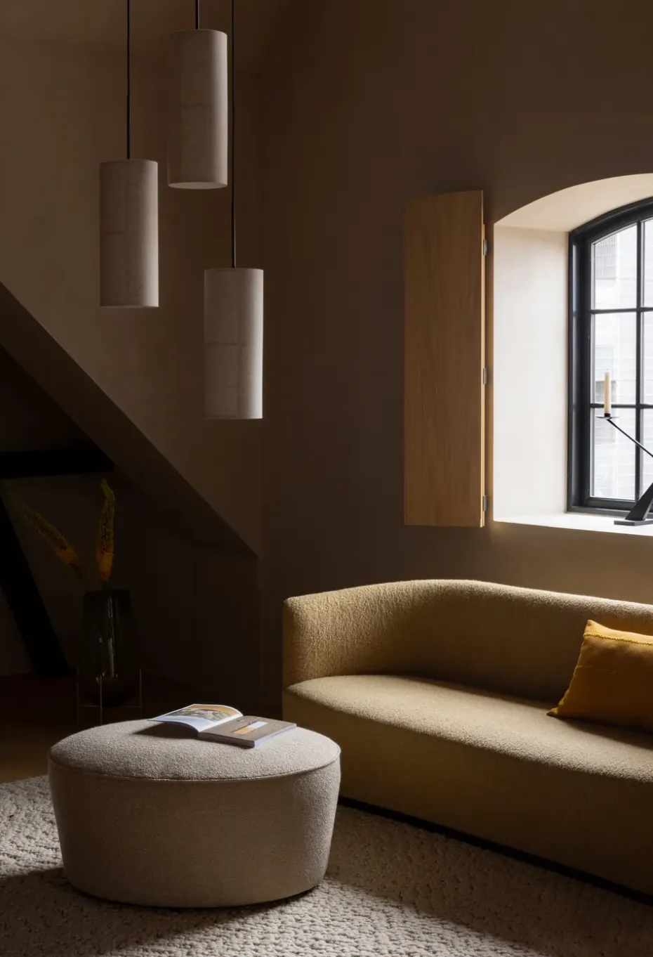 Candelabro Interconnect 70 cm, negro