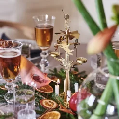 Carillón con ángeles, dorado