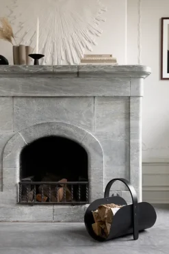 Cesta para leña Woody, Black stained oak