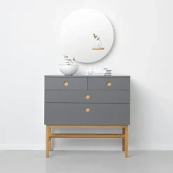 Cómoda Keep, Blanco, base de roble aceitado