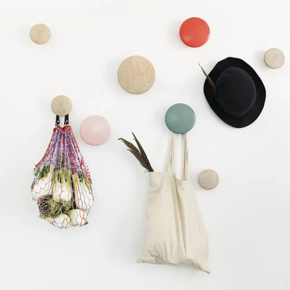 Colgador de pared The Dots, grande, roble