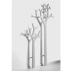 Colgador de pared Tree, Roble lacado transparente