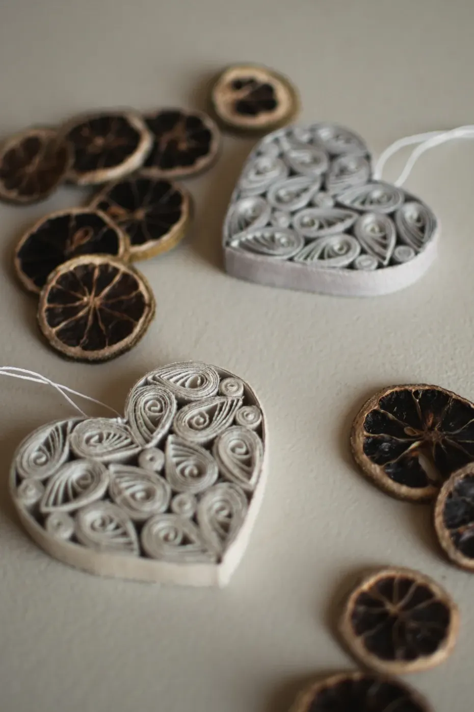 Corazón de papel 8 cm, Crema