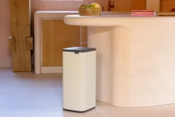 Cubo de basura Bo Touch Bin 30 L, Beige suave
