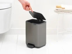 Cubo de basura con pedal Bo 4 L, Platino