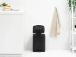 Cubo de basura con pedal Bo 12 L, Negro mate