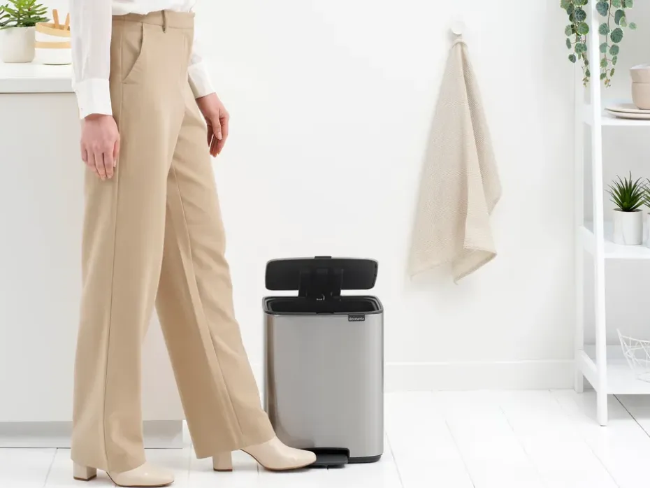 Cubo de basura con pedal Bo 12 L, Acero mate antihuellas