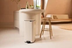 Cubo de basura con pedal Bo 30 L, Beige suave