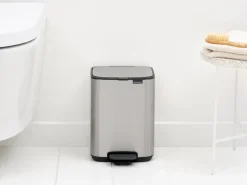 Cubo de basura con pedal Bo 4 L, Acero mate antihuellas