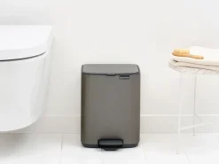 Cubo de basura con pedal Bo 7 L, Platino