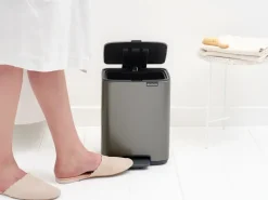 Cubo de basura con pedal Bo 7 L, Platino