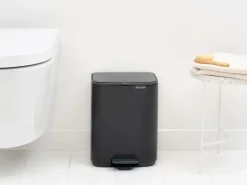 Cubo de basura con pedal Bo 7 L, Negro mate