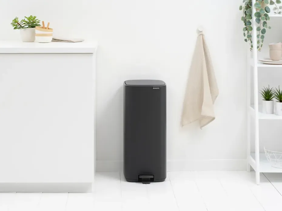 Cubo de basura con pedal Bo 30 L, Mineral Infinite Grey