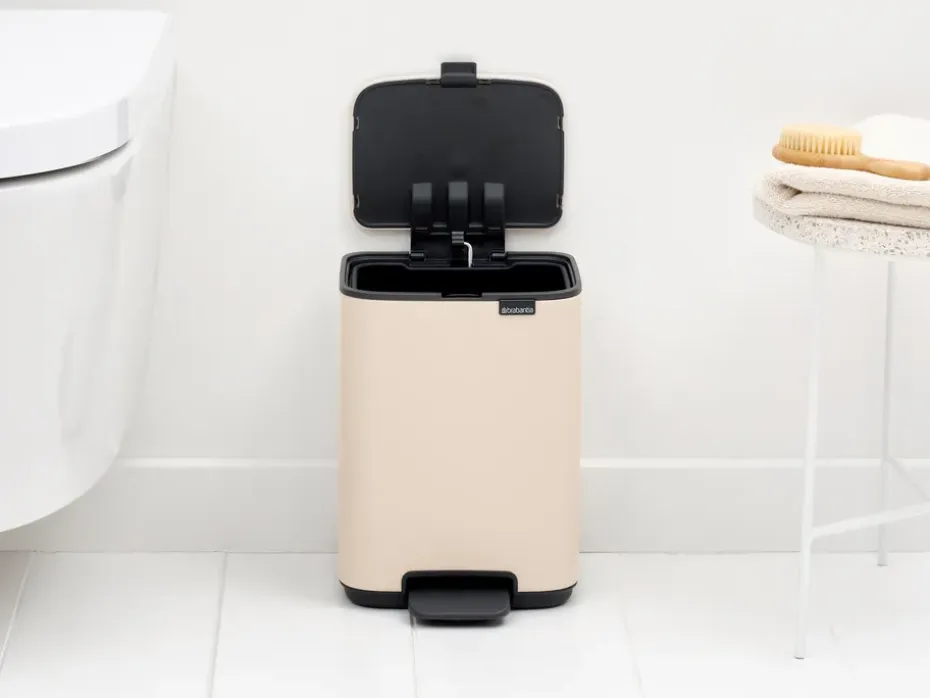 Cubo de basura con pedal Bo 4 L, Beige suave