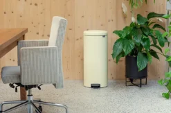 Cubo de pedal new Icon 30L, Mellow Yellow