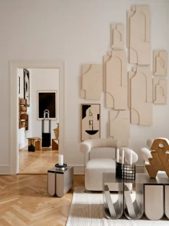 Decoración de pared Serif Relief S, Off white