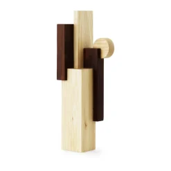 Escultura Join grande, Fresno carbonizada