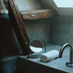 Espejo de mesa Nimbus 25 cm, Latón bronceado