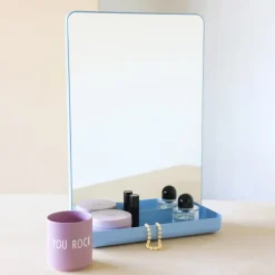 Espejo de pared con estante Design Letters, Light