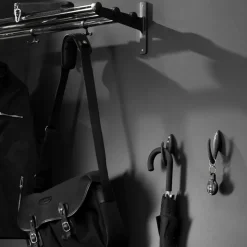 Estante perchero o zapatero Nostalgi , cromo, negro