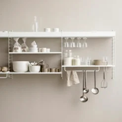 Estante String metal, Blanco, 78x30 cm, borde bajo