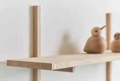 Estantería de pared A Light Shelf 90x21x35 cm, Oak