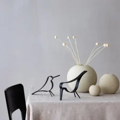 Figura Woody Bird mediana, roble teñido de negro