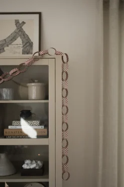 Guirnalda Garland rayas, Red-white