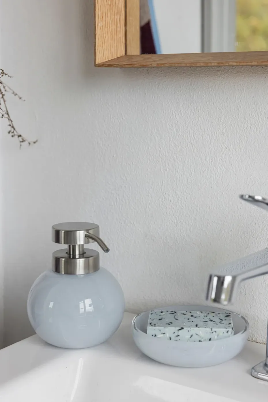 Jabonera Opal, Light blue