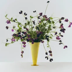 Jarrón Conical, Yellow-lime green, large